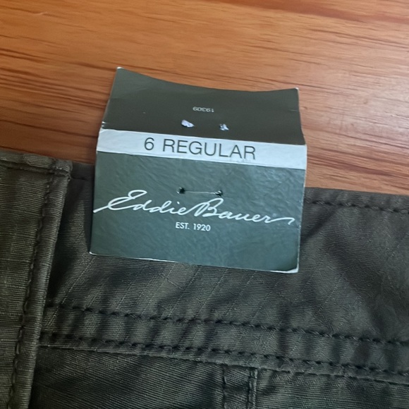 Eddie Bauer womens shorts - Picture 5 of 6